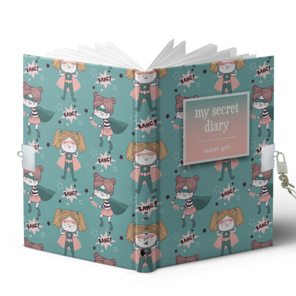 DIARIO TAMAÑO A5 CON CANDADO SUPER GIRL